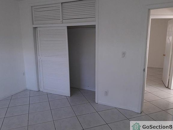 4th image of 1221 NW 19th Ct