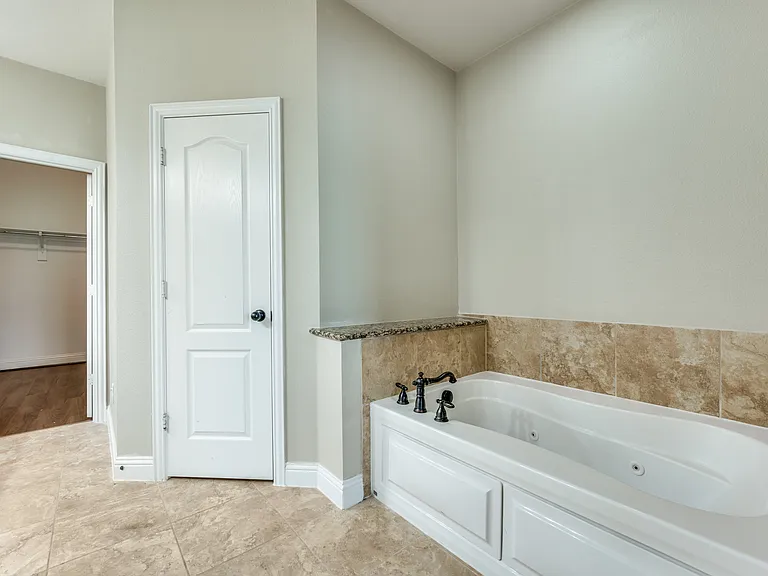 2500 Rockbrook Dr #103 — Photo 23