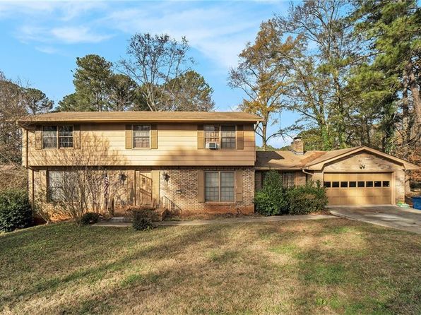 3059 Sorrento Cir SW, Atlanta, GA 30331