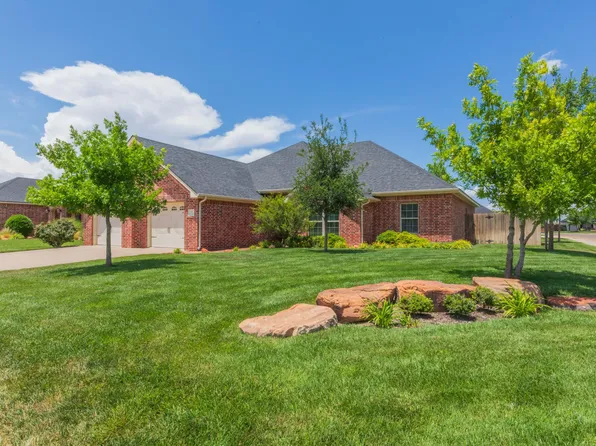 17 William Ln, Canyon, TX 79015