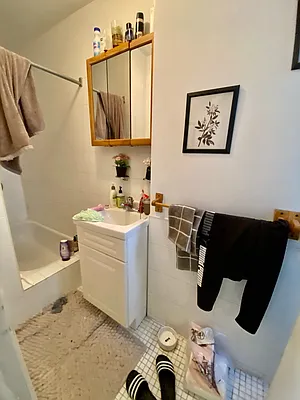 Rented by Bond New York | media 12