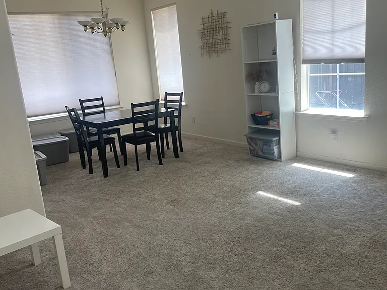 1550 Peregrine Dr — Photo 15