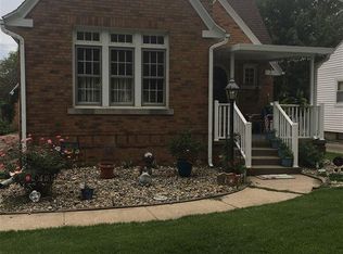 2013 S State St, Springfield, IL 62704