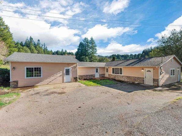1643 Shelley Rd, Coquille, OR 97423