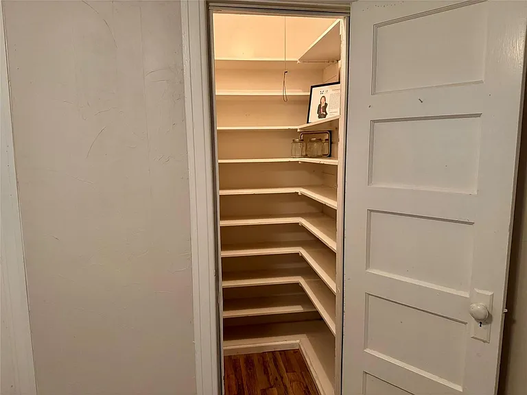 1197 FM 697 — Photo 16