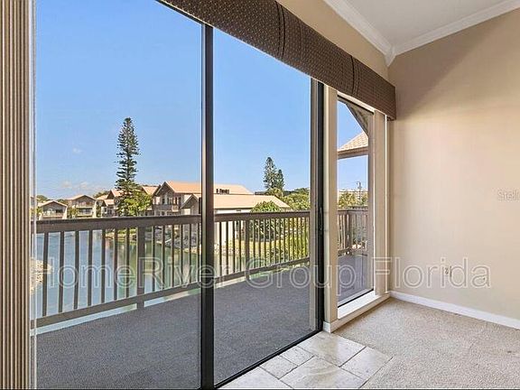 5th image of 1089 Lake House Cir #C-204