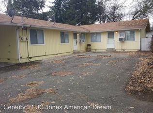 1315 SE M St APT 2, Grants Pass, OR 97526