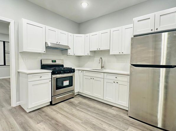 67 Market St #203