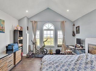 50 Boatswains Way APT 503, Chelsea, MA 02150