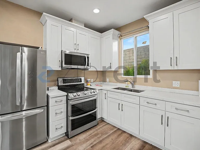 5594 Western Ave #ADU — Photo 7