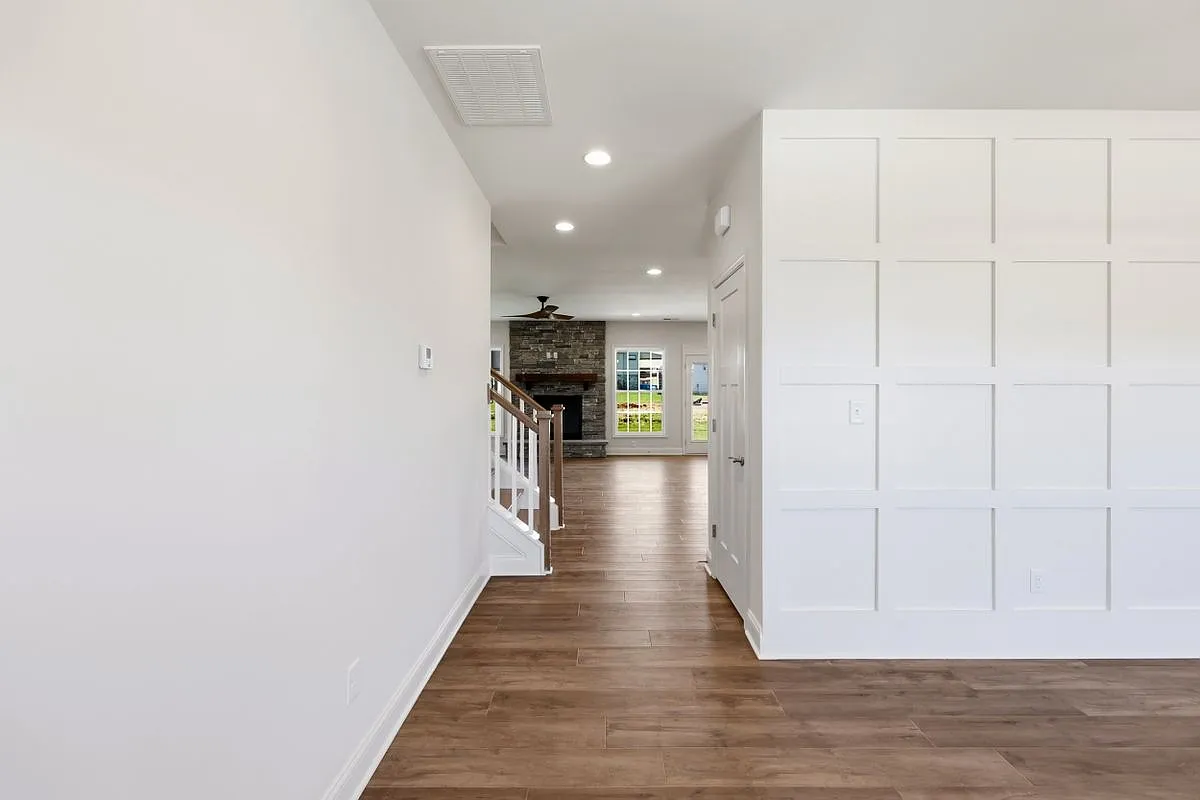 4 bed, 3.0 bath, 2653 sqft, $3,300 — Photo 4
