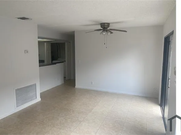 6545 Harbour Rd, Pompano Beach, FL 33068