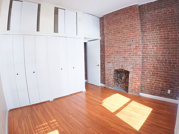3rd image of 150 E 84th St APT 2N