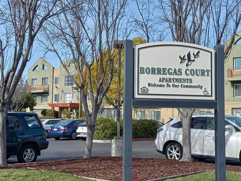 Borregas Court Apartments — Photo 1