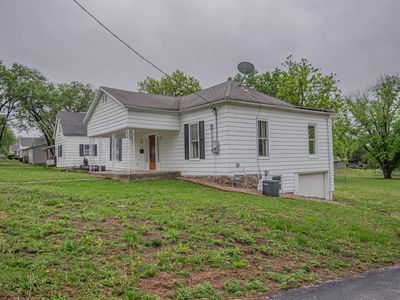 333 N Main St, Huntsville, MO, 65259