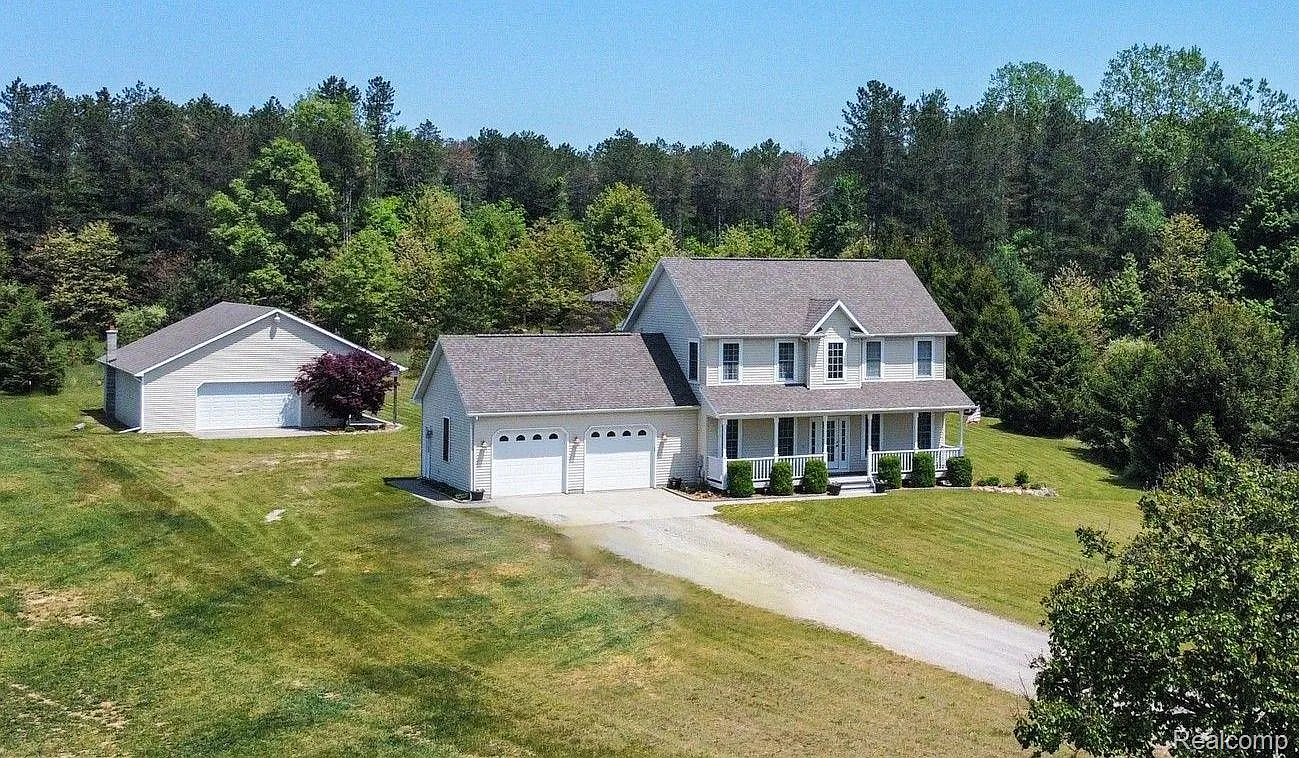 2124 Fawn Glen Cir photo 1
