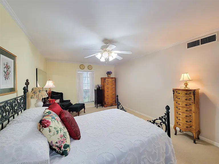 2601 Bellefontaine St #A104 — Photo 27