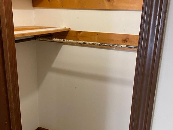 4th image of 524 Chestnut St APT 3