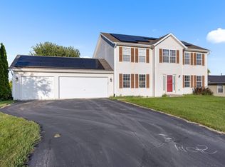 1405 Sentry Dr, Durand, IL 61024