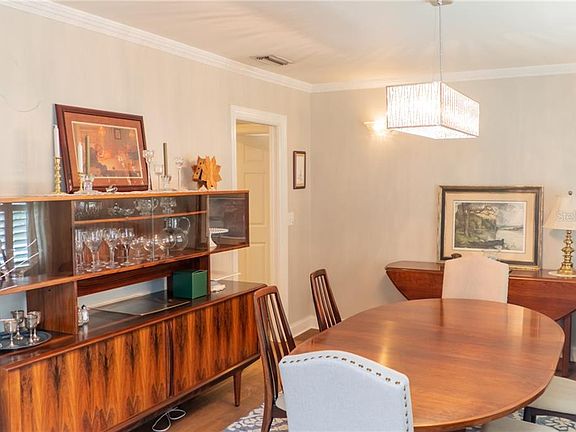 4th image of 10425 Orange Grove Dr