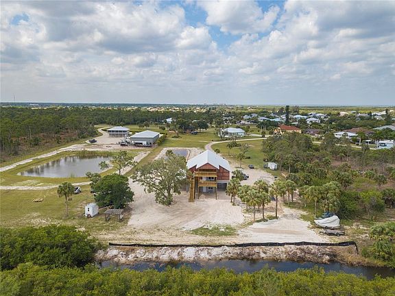3rd image of 24436 Yacht Club Blvd