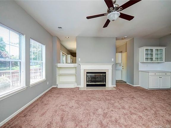4th image of 117 Chaucer Ln