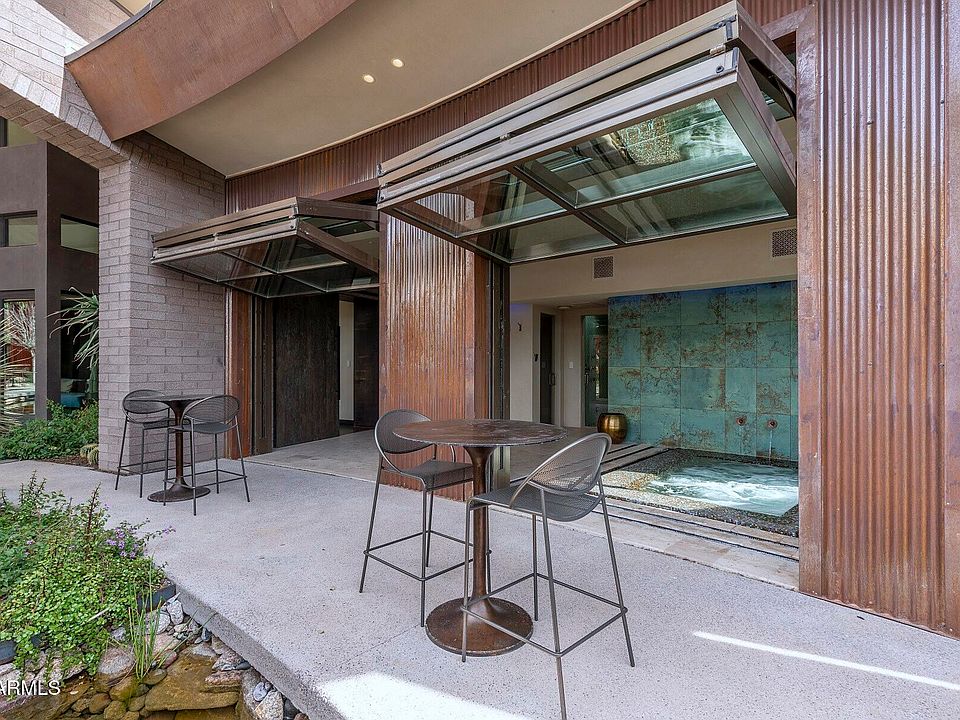 7th image of this home