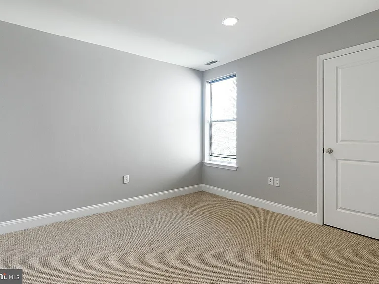 1940 N Gratz St #2 — Photo 19