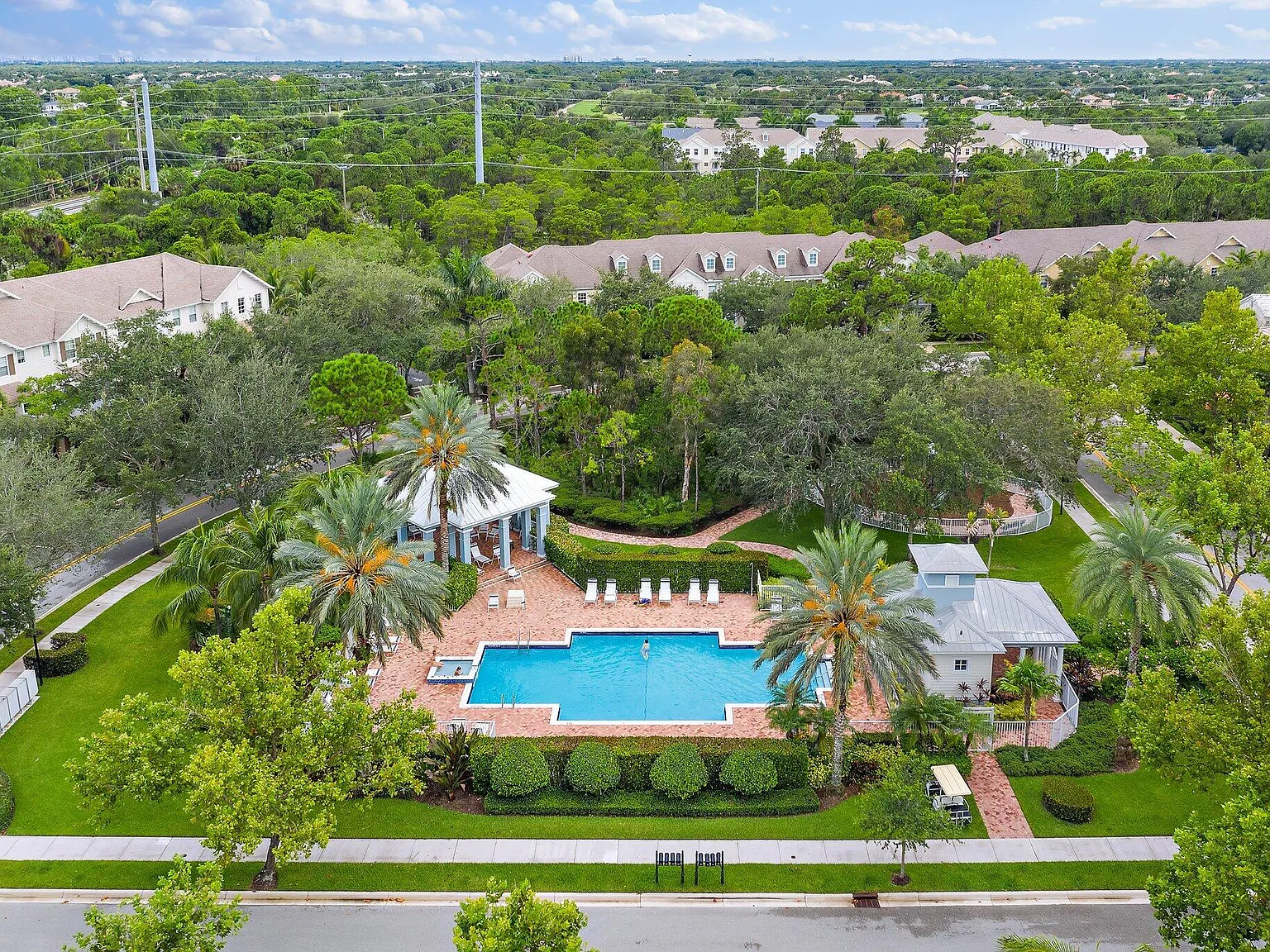 2 bed, 2.5 bath, 1542 sqft, $3,250 — Photo 4