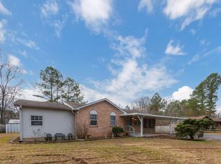 311 Seavers Rd, Jackson, TN 38301