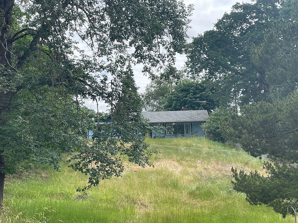 1st image of 361 Ponderosa Dr