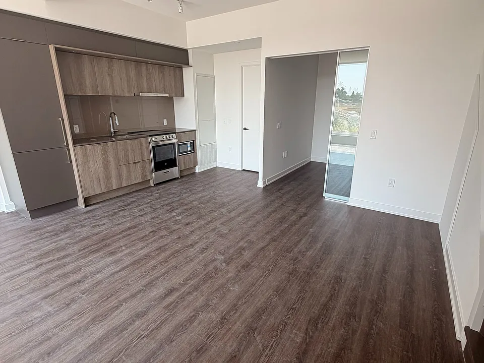 448 Burnhamthorpe Rd W #Townhouse 2