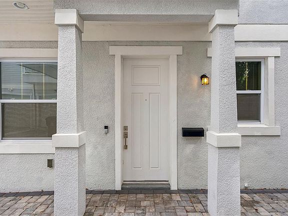 2nd image of 2411 AMHERST AVENUE