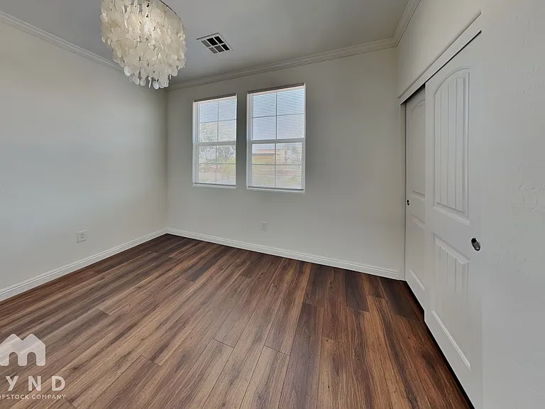 495 Westminster Hall Ave #103 — Photo 13