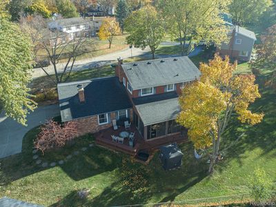 3880 McDivitt Dr, West Bloomfield, MI, 48323
