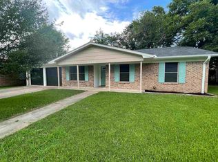 2075 Sycamore St, Paris, TX 75460