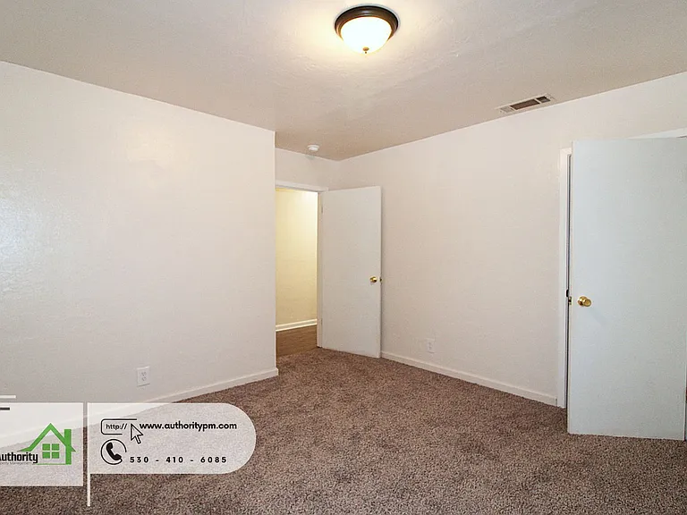 3010 Church St — Photo 14