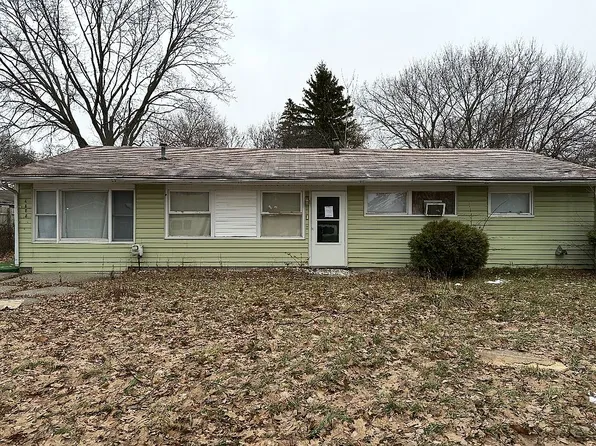 3260 Drexel Dr, Saginaw, MI 48601