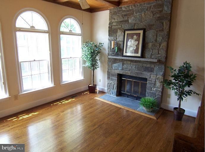 2nd image of 8405 Quarry Ridge Rd