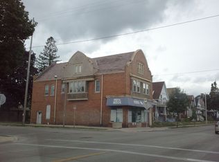 2179 S 6th St, Milwaukee, WI 53215