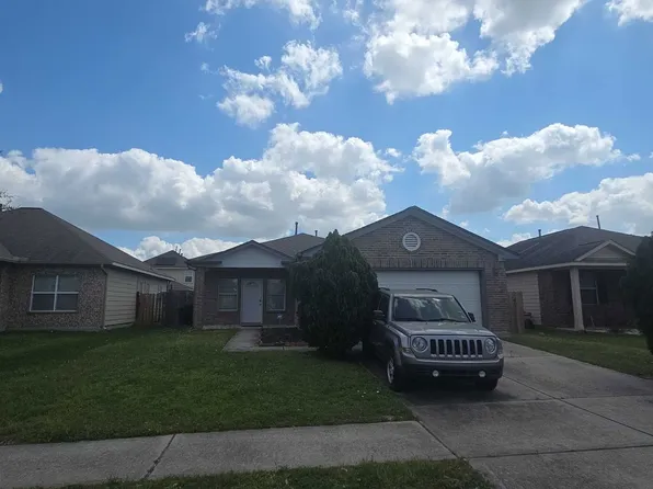 10702 Jordan Heights Dr, Houston, TX 77016