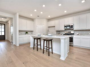 141 Green Knoll Ln, Georgetown, TX 78628