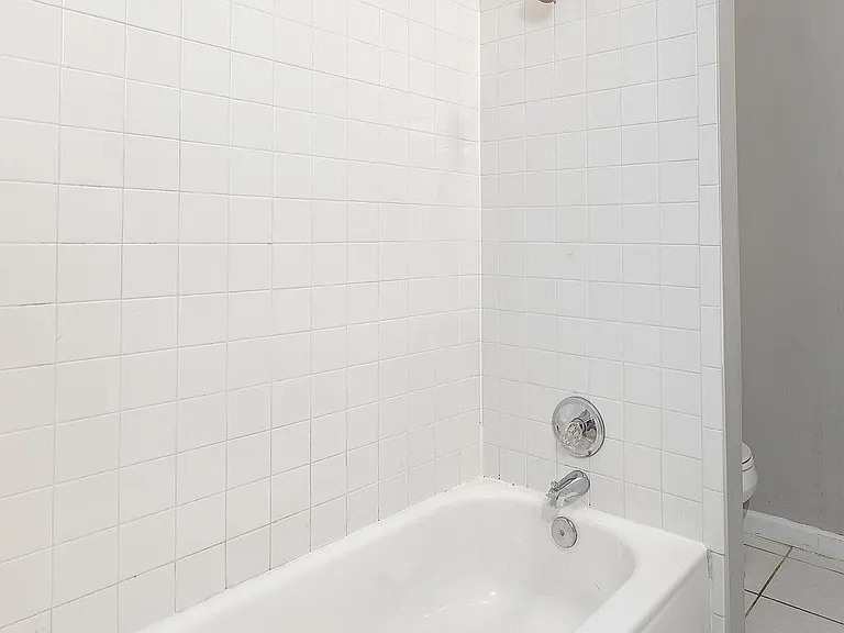 1420 11th St NW #1 — Photo 4