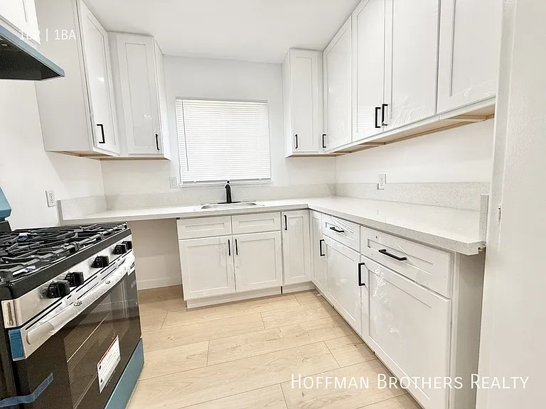 6083 Saturn St #6083 — Photo 1