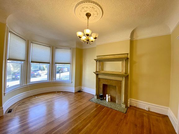 2nd image of 757 Clayton St