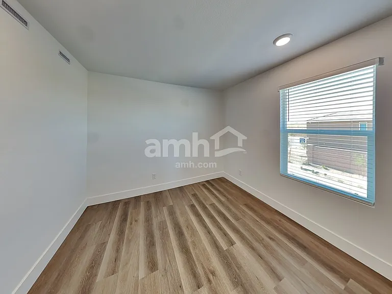 11140 Magallanes St — Photo 21