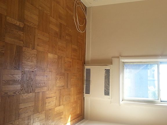 3rd image of 9101 Avenue A #2