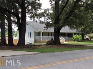 275 Blacks Creek Church Rd, Commerce, GA 30530