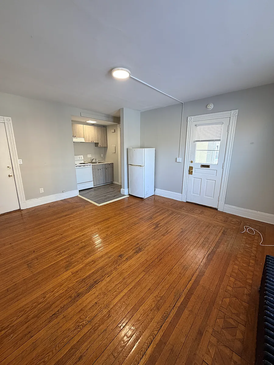 Building Photo - 172 Fountain St #1R