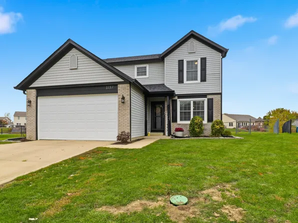 1137 Chateaugay Ct, New Whiteland, IN 46184